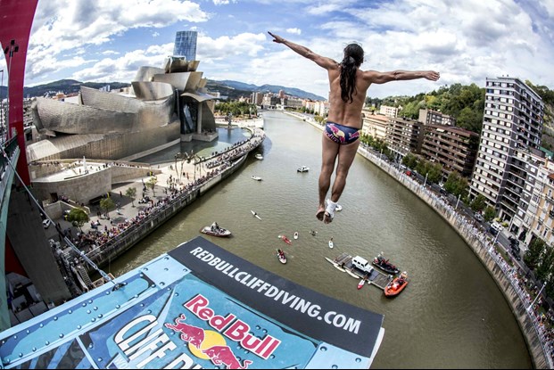 RED BULL CLIFF DIVING